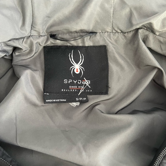 Spyder Women's Hooded Black Puffer Jacket Small Water Resistant
ThermaWeb Size S - Picture 4 of 4